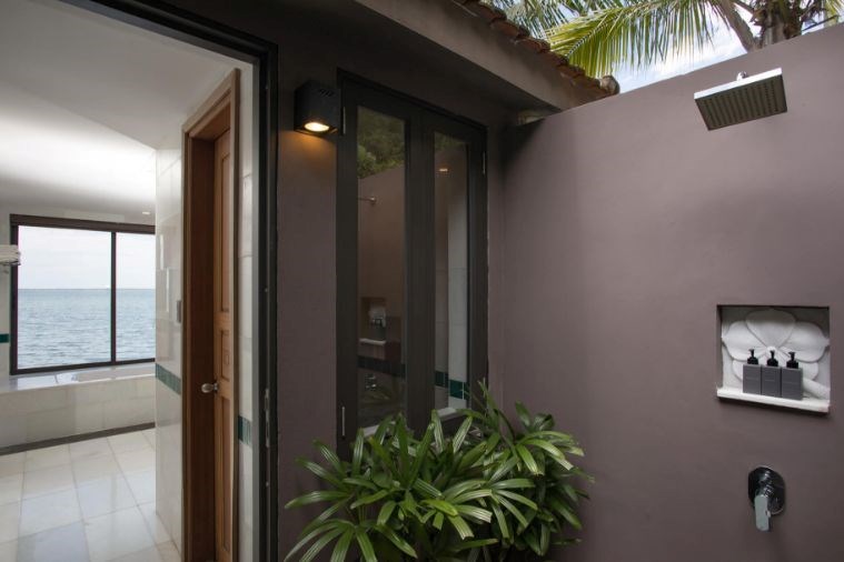 2 Bedroom Lagoon View Villa